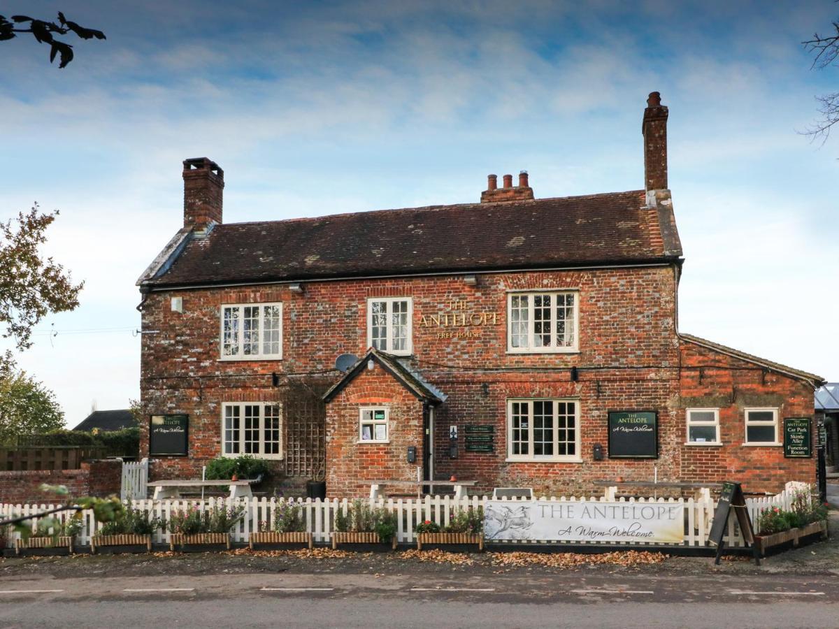 South Lodge สเตอร์มินสเตอร์ นิวตัน ภายนอก รูปภาพ